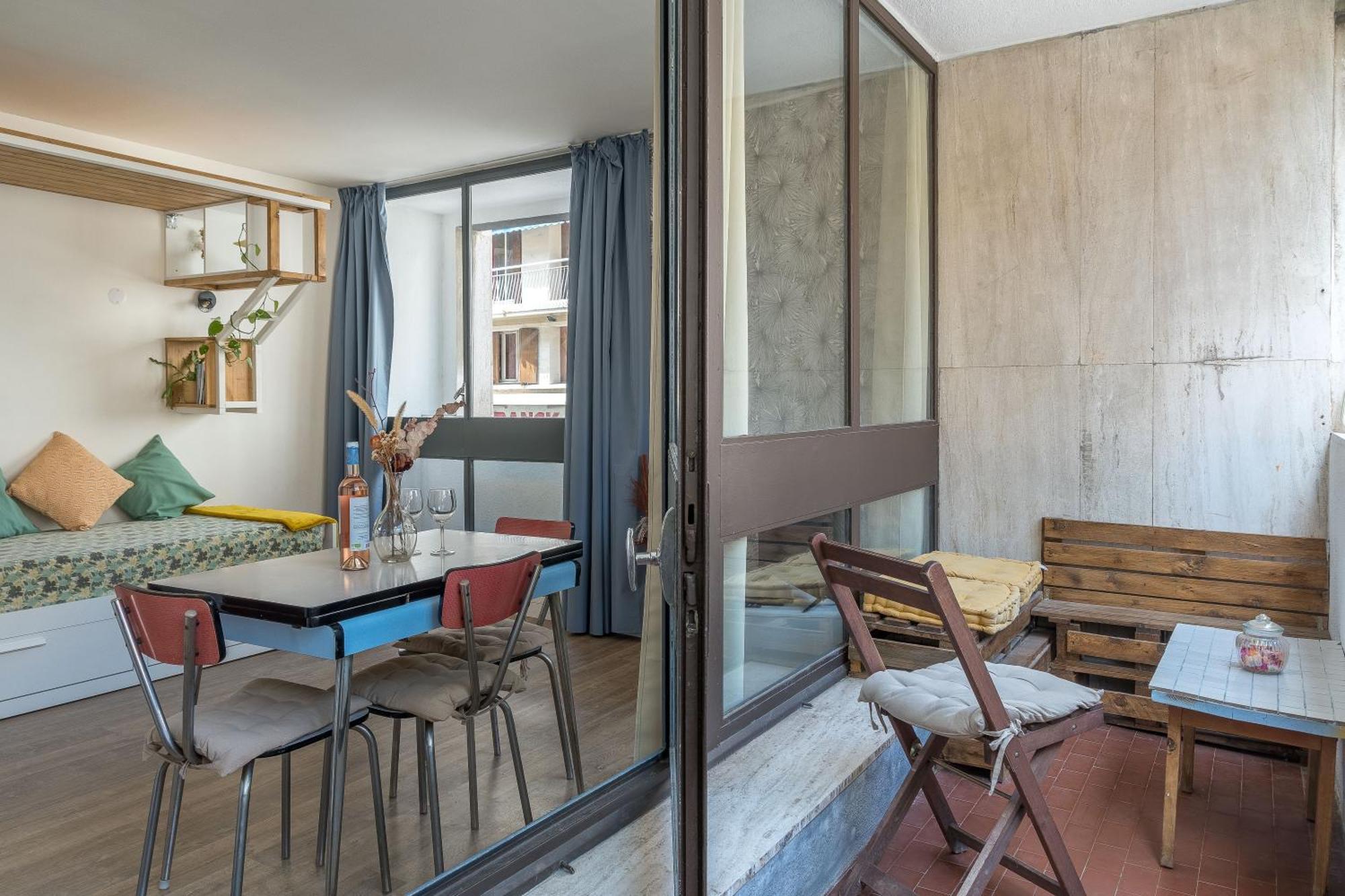 *Las Flores* Joli Studio Avec Balcon Marseille Exteriér fotografie
